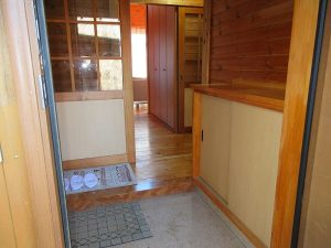 (玄関)
